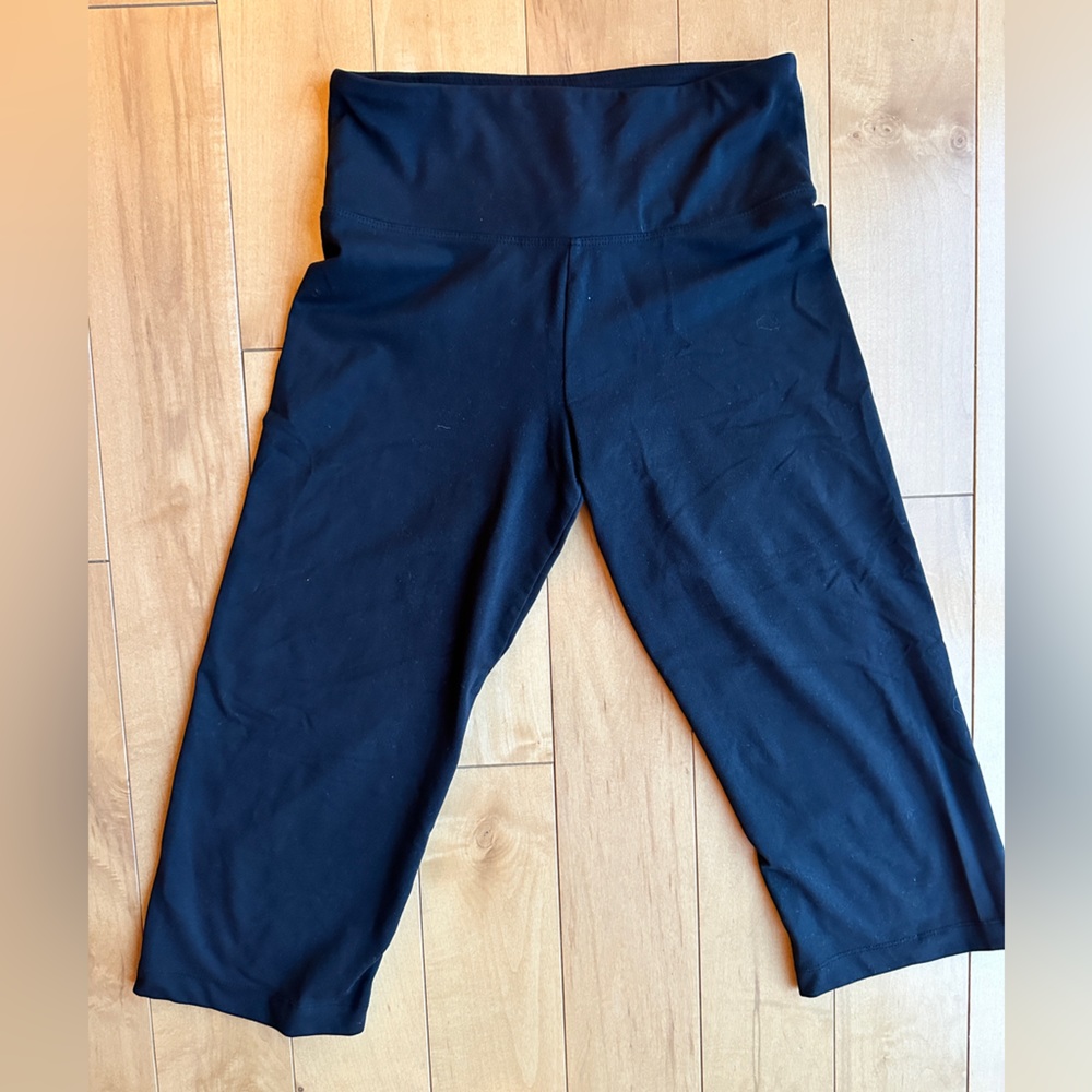 The Balance Collection - Cropped loose fitting yoga pants